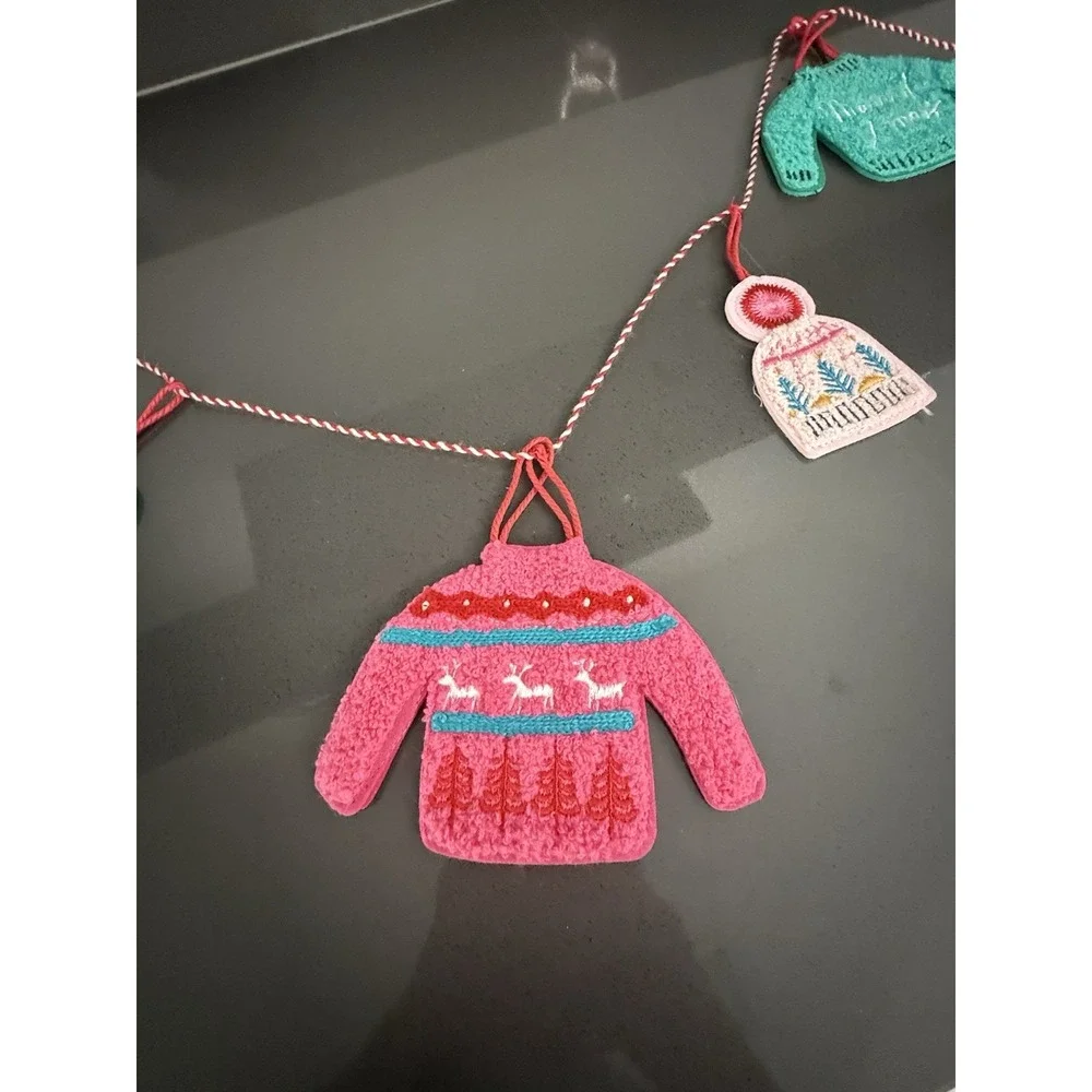 Christmas‎ Holiday Sweaters Beanies Garland